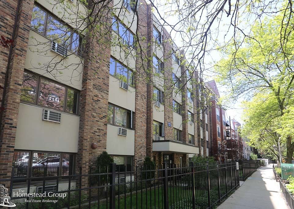 1st image of 625 W Wrightwood Ave #P-13