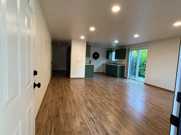 1177 Deerfield Ct, Stayton, OR 97383