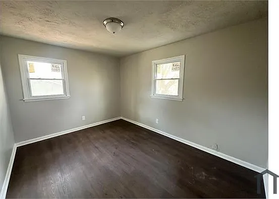 3 bed, 969 sqft, $900 — Photo 4