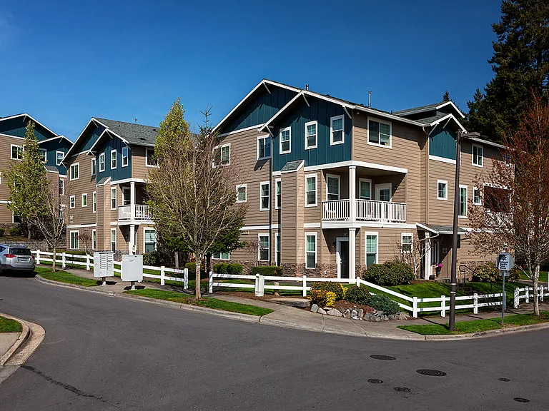 Westview Heights Apartments — Photo 10