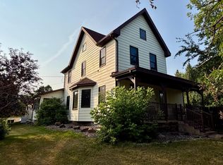 401 River Bluff Ave, Sandstone, MN 55072