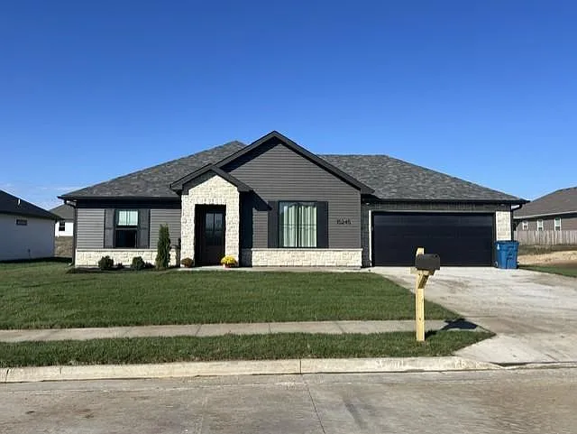 15245 Regiment Dr — Photo 1