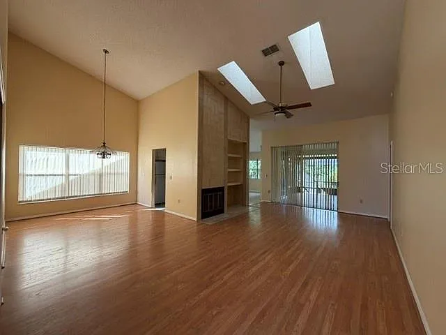3207 Oakstand Ln — Photo 8