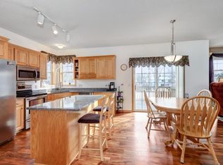 17225 Fairmeadow Way, Farmington, MN 55024