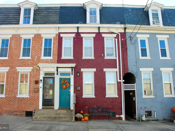 116 Walnut St, Columbia, PA 17512