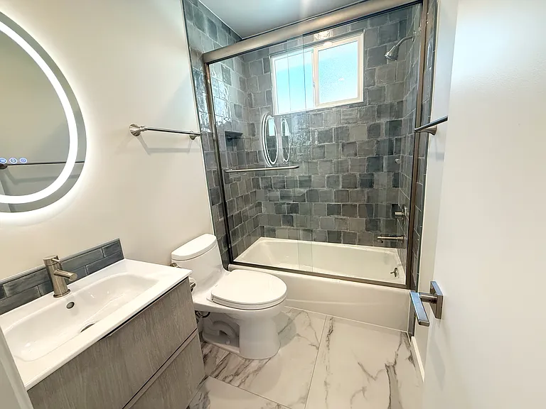937 N Inglewood Ave #2 — Photo 6