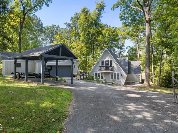 281 Victory Hl, Coatesville, IN 46121
