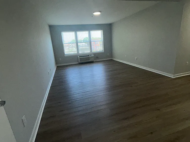 203 12th Ave #304 — Photo 5