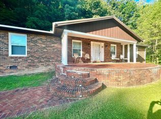 97 Simonton Dr, Harlan, KY 40831