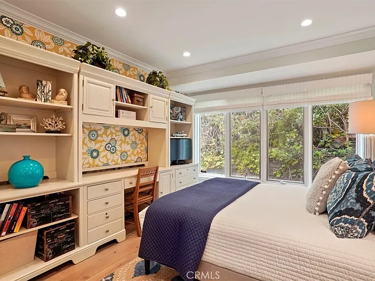 437 Emerald Bay — Photo 22