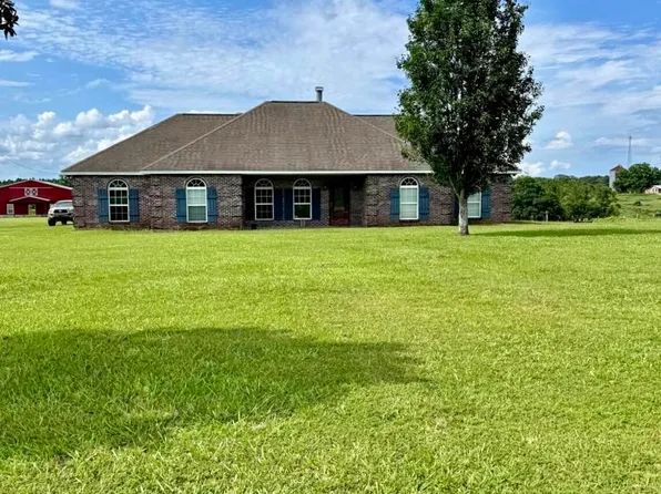 16 D O Stanford Rd, Poplarville, MS 39470