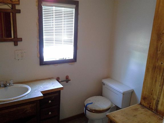 5th image of 180 N Blake St