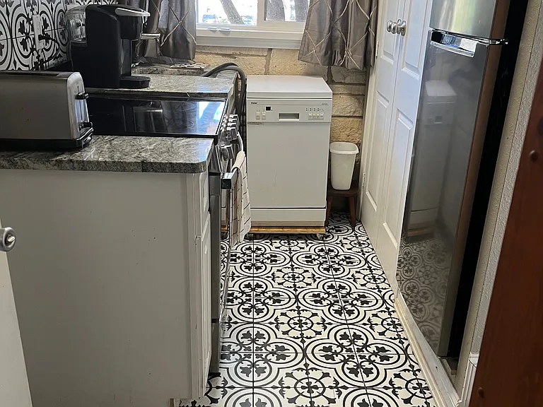 4 Linwood Dr — Photo 32