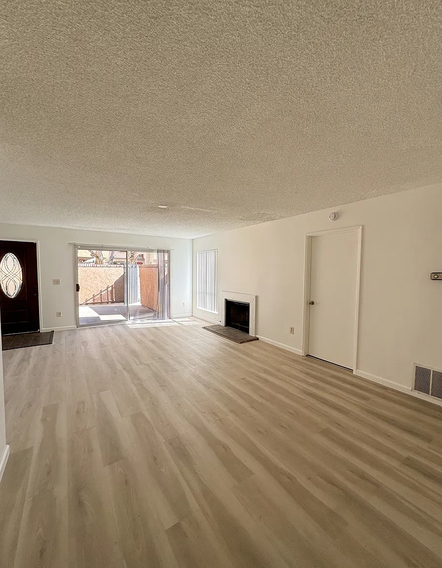 1127 Calle Linares - 1 — Photo 1