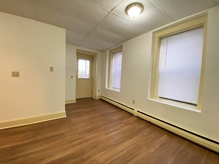 610 Union St #104 — Photo 29