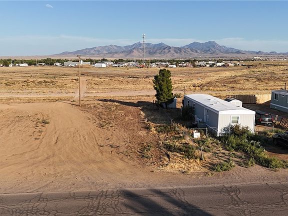 5th image of 4722 N Powell Avenue