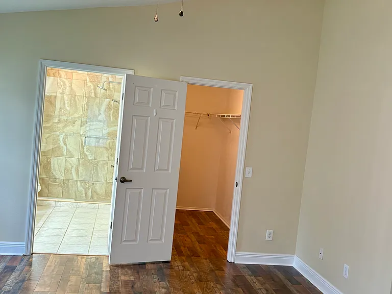 6302 Sturbridge Ct — Photo 14