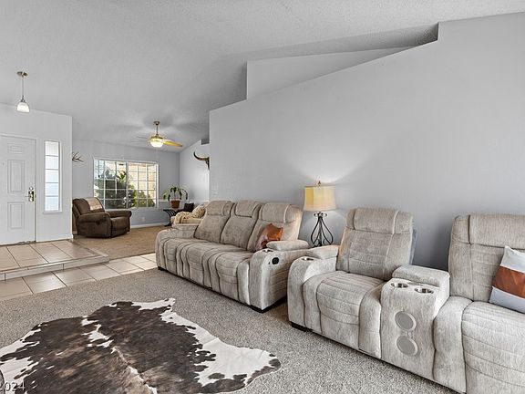 5th image of 4604 Cattleman Ave