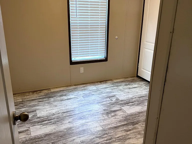 25 County Road 3893 W — Photo 14