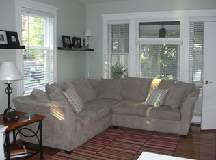 50 Grosvenor Ave, Providence, RI 02908