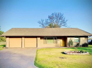 1605 S Adams St, Enid, OK 73701