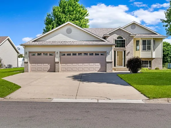 1154 Garden Brook Dr, Sauk Rapids, MN 56379