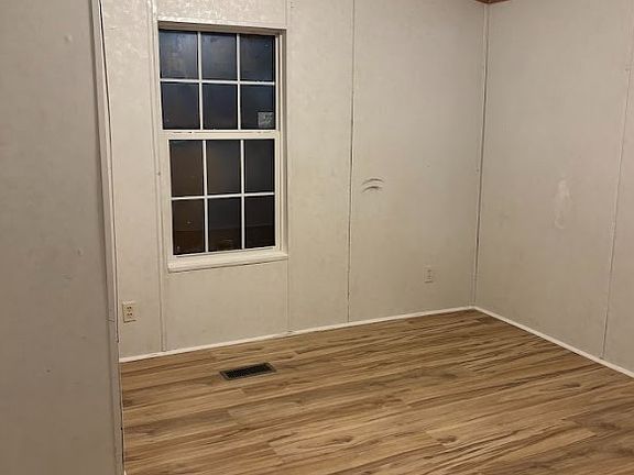 3rd image of 6849 Cabin Creek Rd