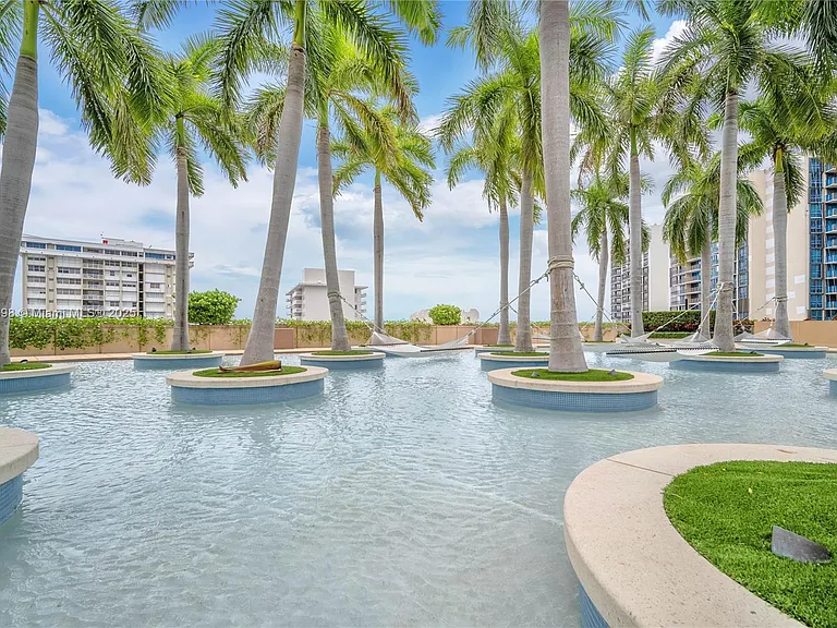 1435 Brickell Ave #3012 — Photo 5
