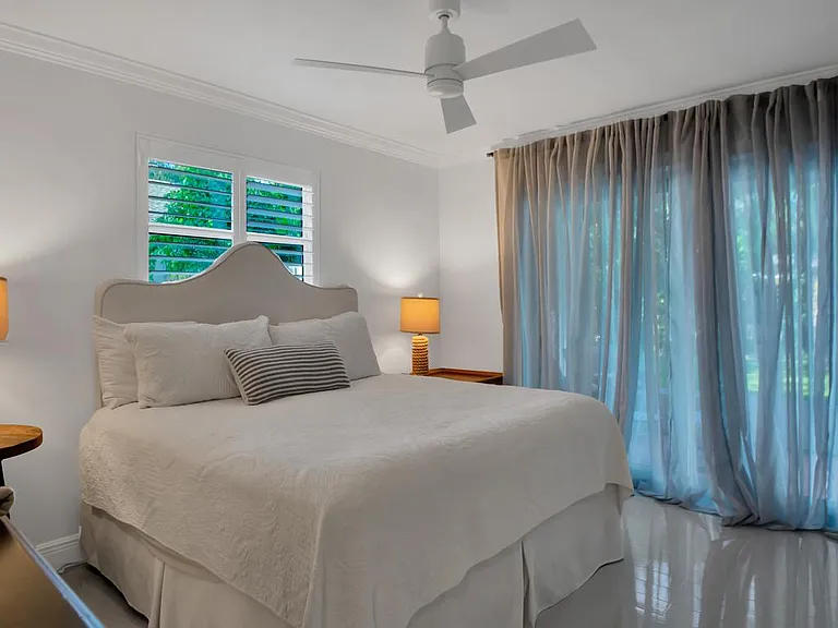 535 Honeysuckle Ln — Photo 14