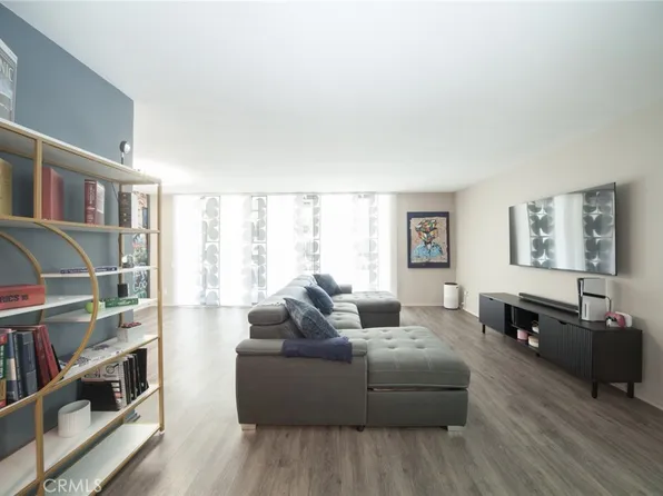 7260 Hillside Ave, Los Angeles, CA 90046