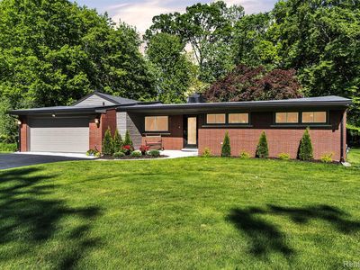 28200 E Greenmeadow Cir, Farmington, MI, 48334
