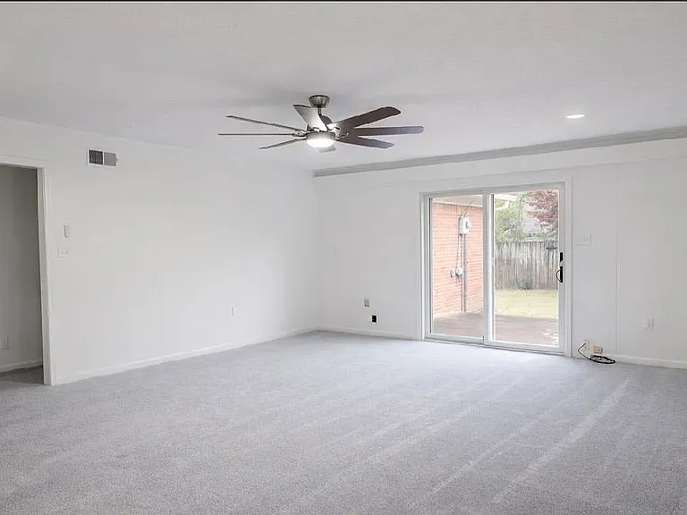 1783 Parkway Ter — Photo 8