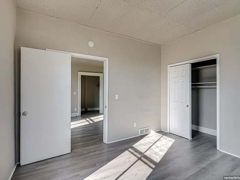 29 S. Military Rd. — Photo 10