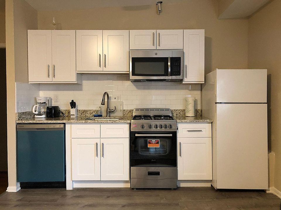 1st image of 1214 Waverly Walk #301A