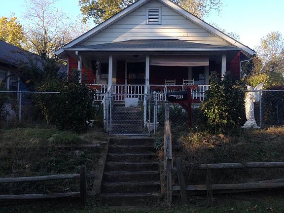 3rd image of 201 Montana Ave