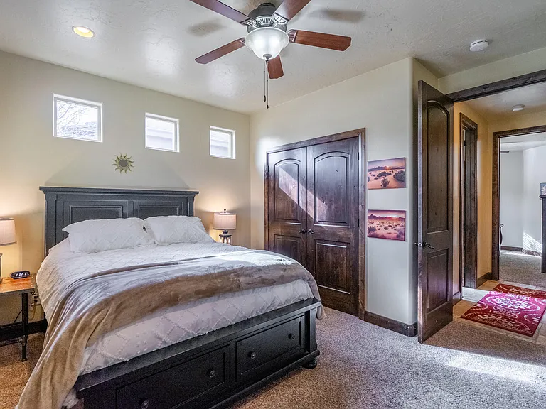 2732 S 4010 W — Photo 48