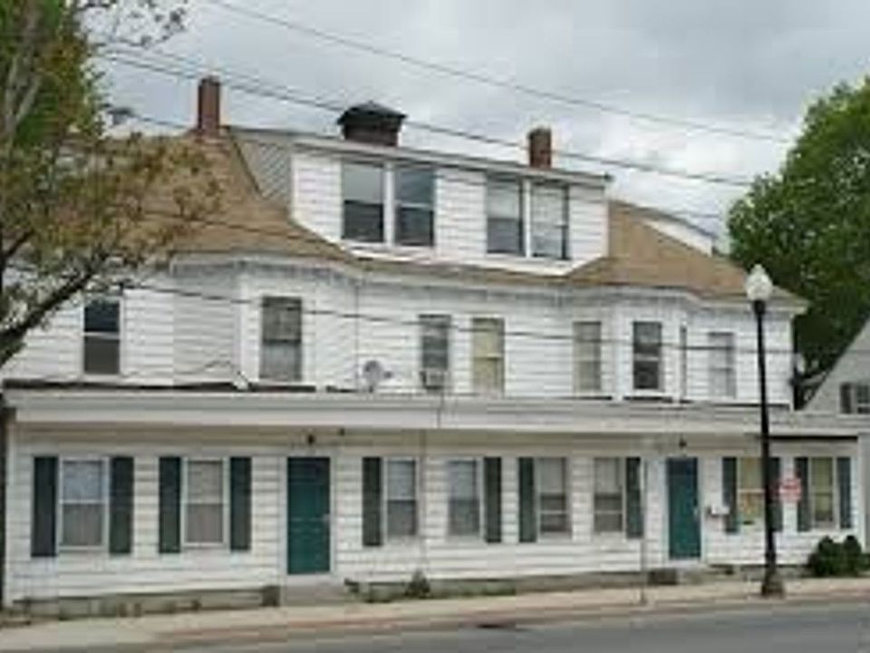 Building Photo 3