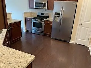 1335 Hampton Oaks Dr — Photo 7