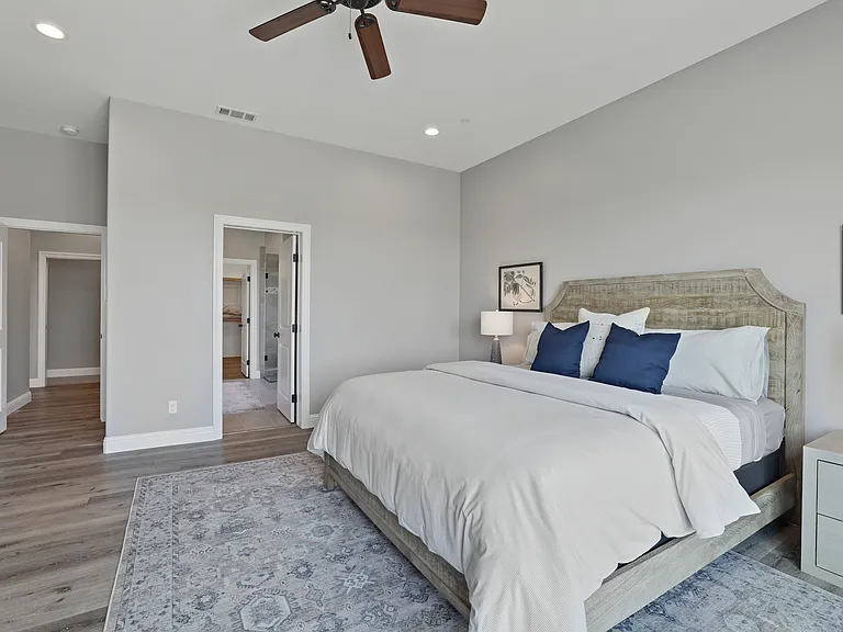 9467 E Jahant Rd — Photo 24