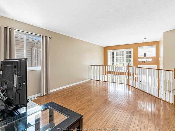 5th image of 840 Michael Dr