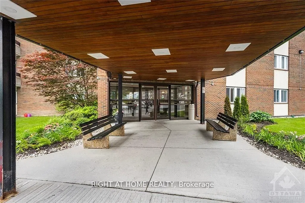 2 bed, $2,295 — Photo 2