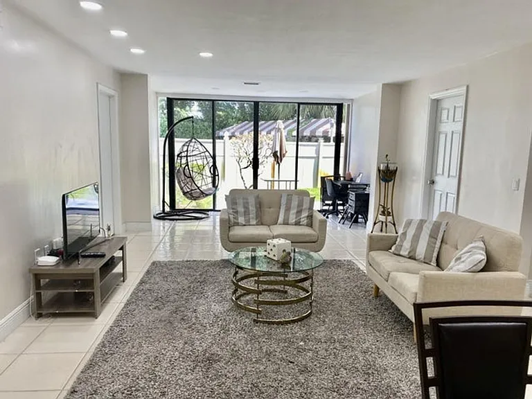 4501 Fountains Dr #106 — Photo 4