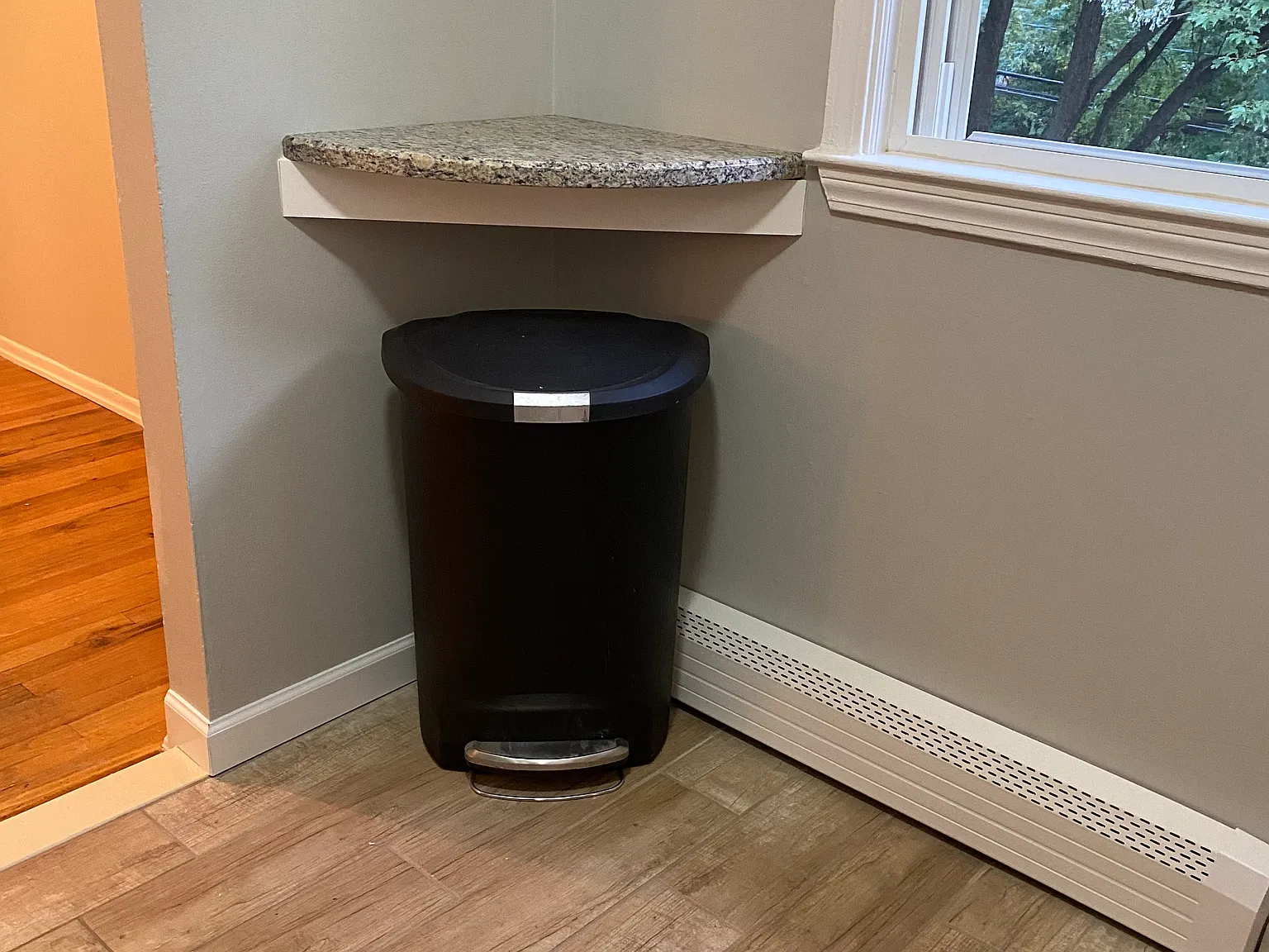 1 bed, 660 sqft, $1,935 — Photo 3