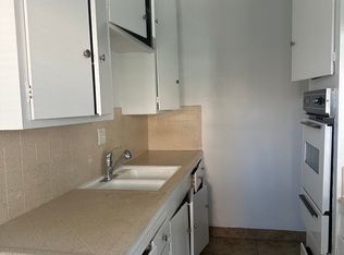 9208 Stewart And Gray Rd APT E, Downey, CA 90241