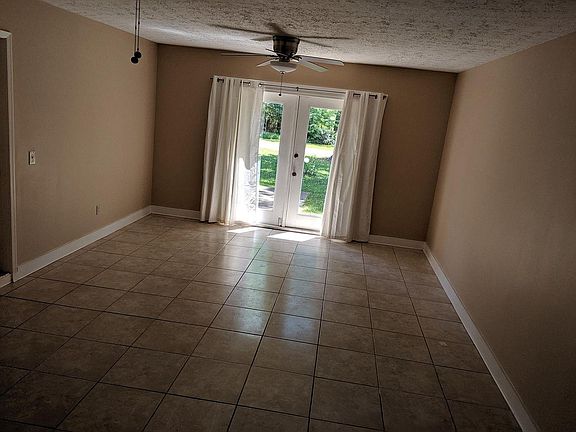 4th image of 4585 Lee Road 146
