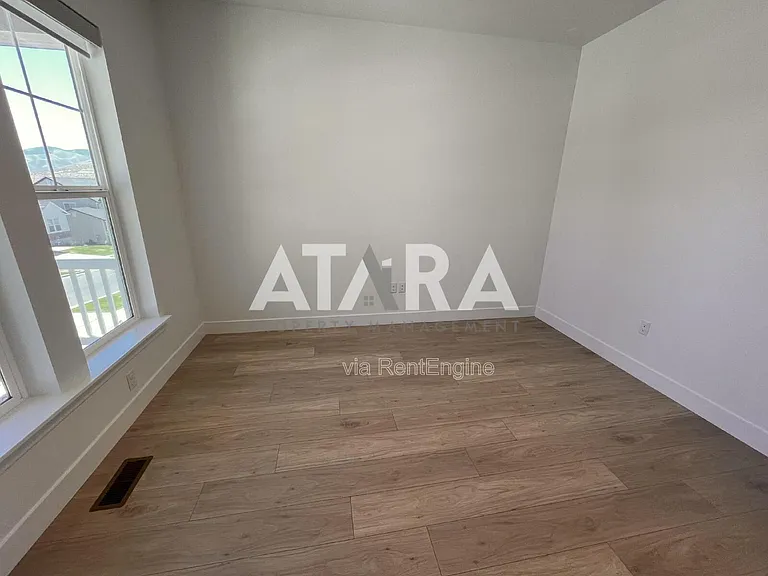 909 Sagehill Dr — Photo 6