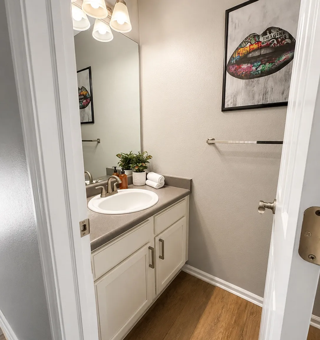 3 bed, 2.5 bath, $3,400 — Photo 4