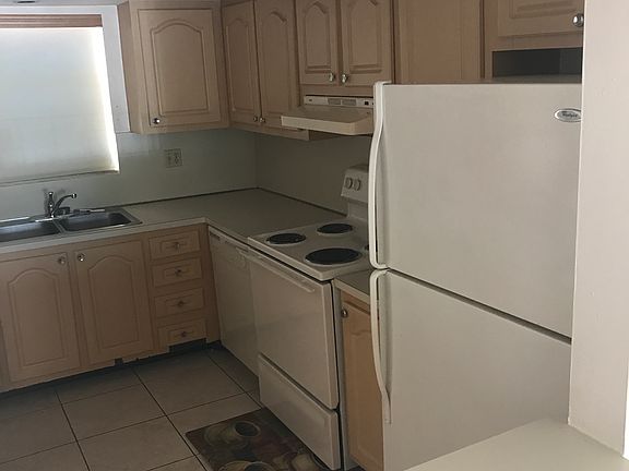 4th image of 9365 Fontainebleau Blvd APT E217