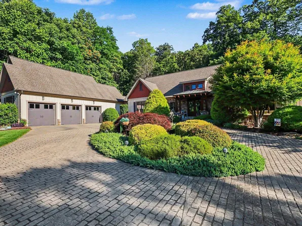 2554 Deep Gap Farm Rd, Mill Spring, NC 28756