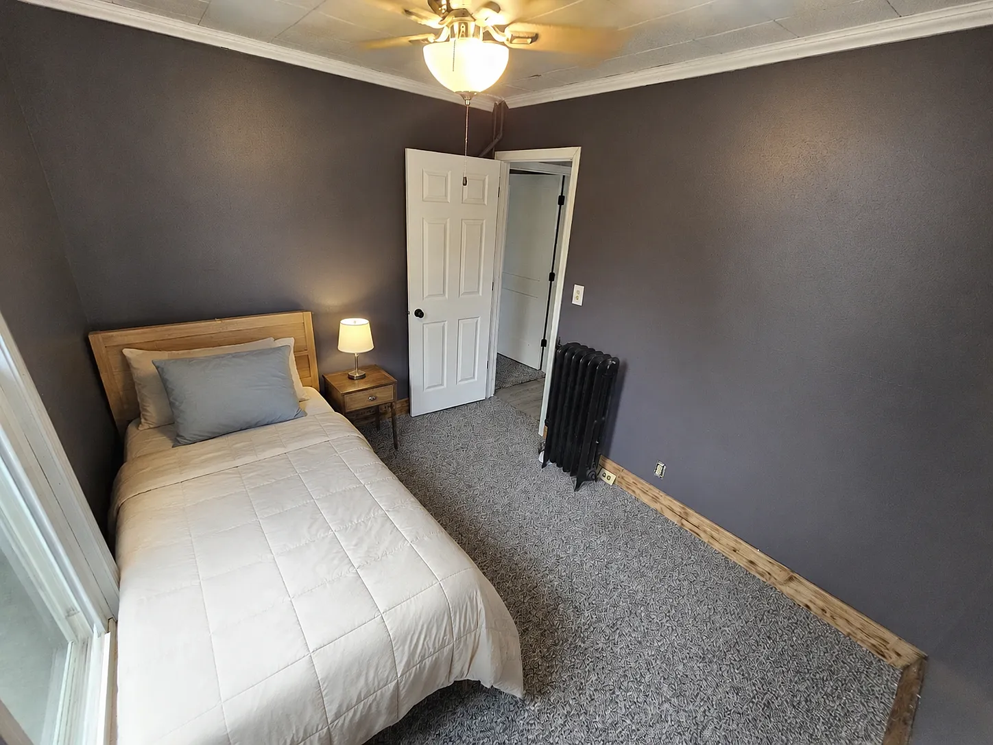 3 bed, 1.5 bath, $1,200 — Photo 4